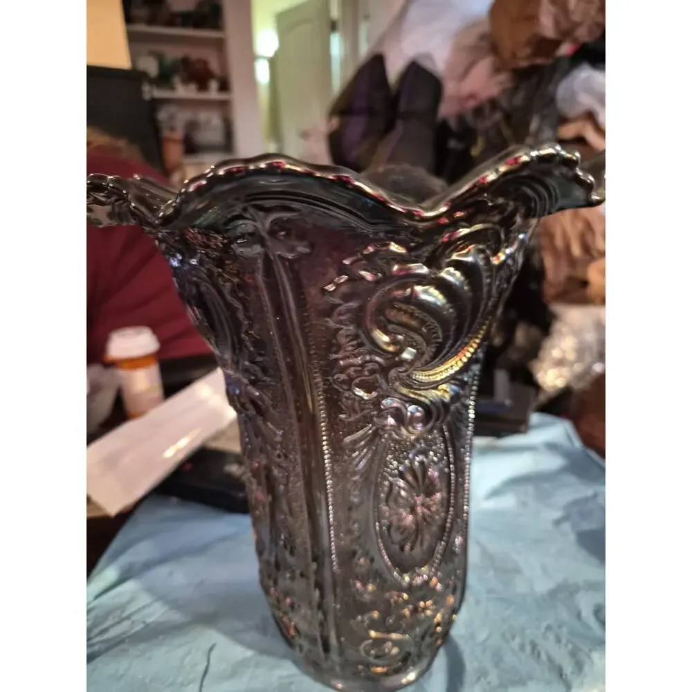 Vintage Imperial Glass Smoke Scroll And Flower Panels Vase And Iridescence...